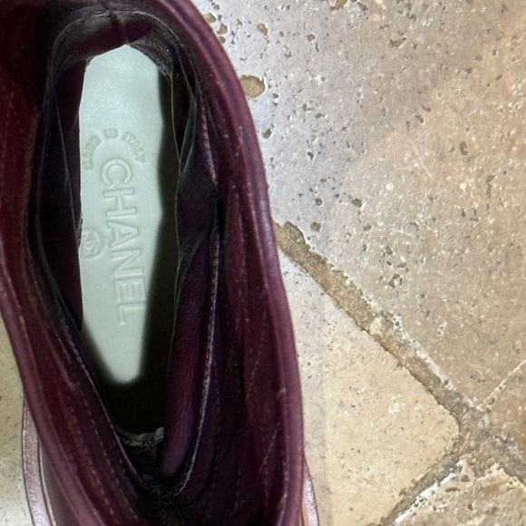 CHANEL Tan Leather Footwear main image 15